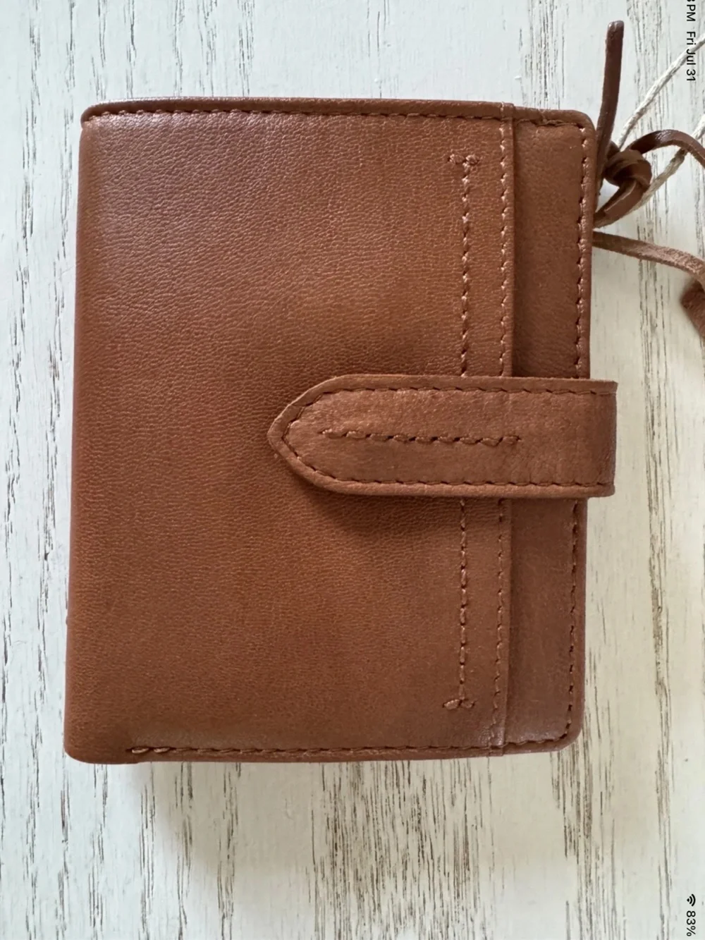 Brown Leather Snap Wallet Vintage look